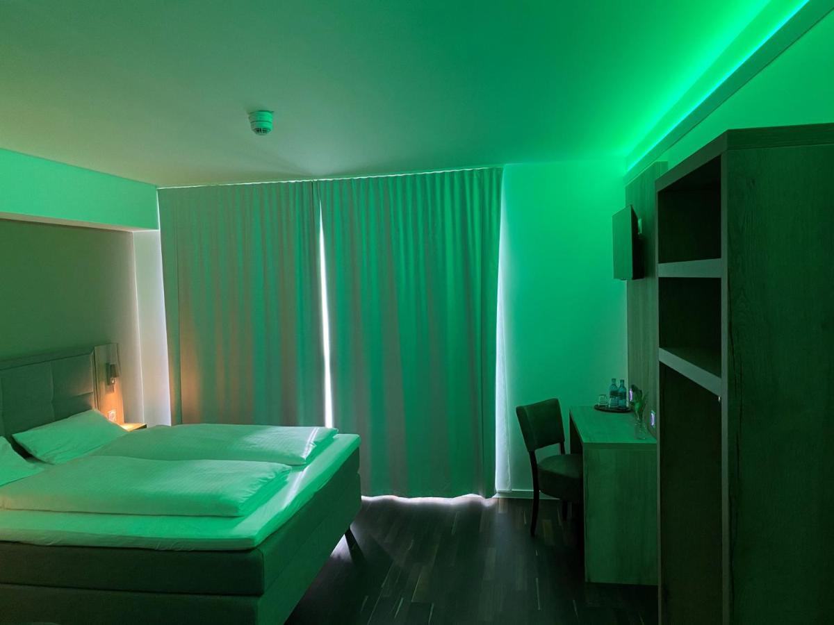 Hotel B4 Лімбург-ан-дер-Лан Екстер'єр фото